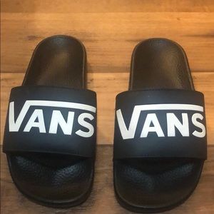Vans slippers